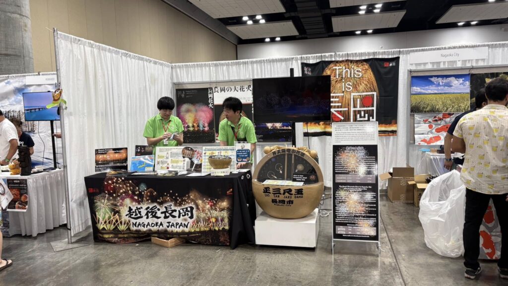 ホノルルフェスティバル会場です