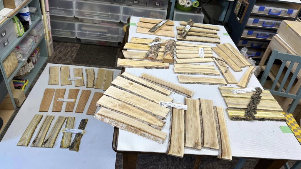 北海道足寄の友人が、足寄産の木材を