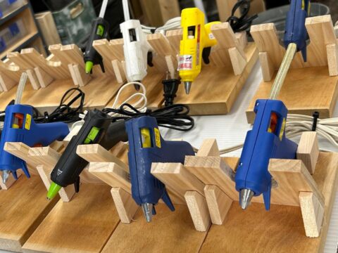 グルーガンホルダー　好評でした