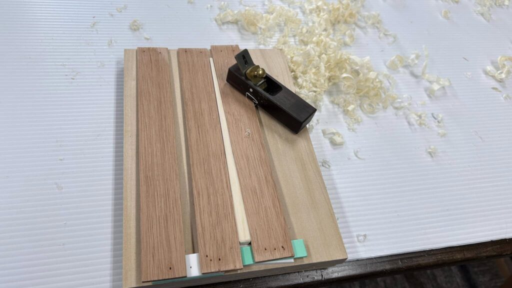 カンナで削る箸作り、、海外でも出来るか