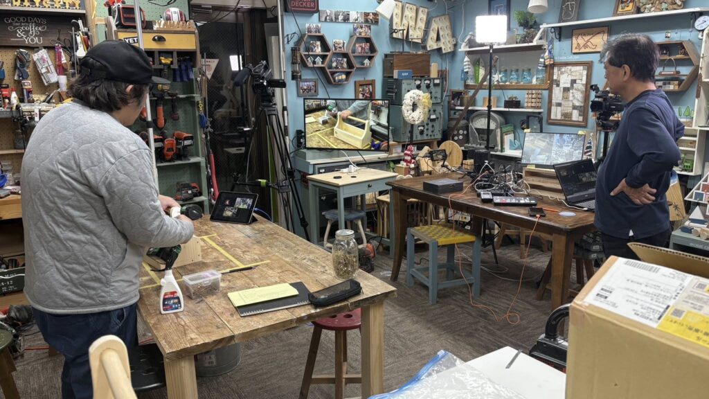 鹿児島と中継でオンライン講座開催中