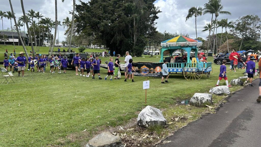 メリーモナーク最終日Hiloダウンタウンを一周ロイヤルパレード