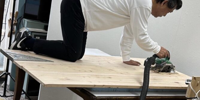 ハウツー撮影、カラーボックスでカウンターテーブル