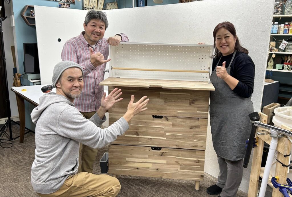 薄型シューズラック作っています