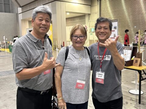 ハードウェアサイエンス　朝一はブラシボッツ作り