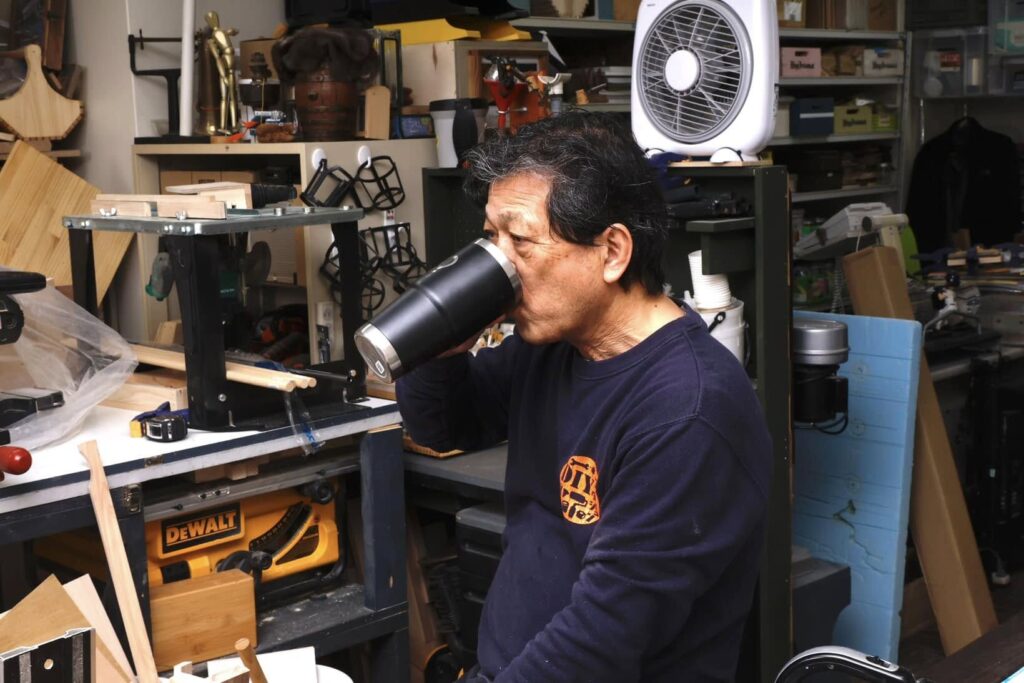 薄型シューズラック作っています