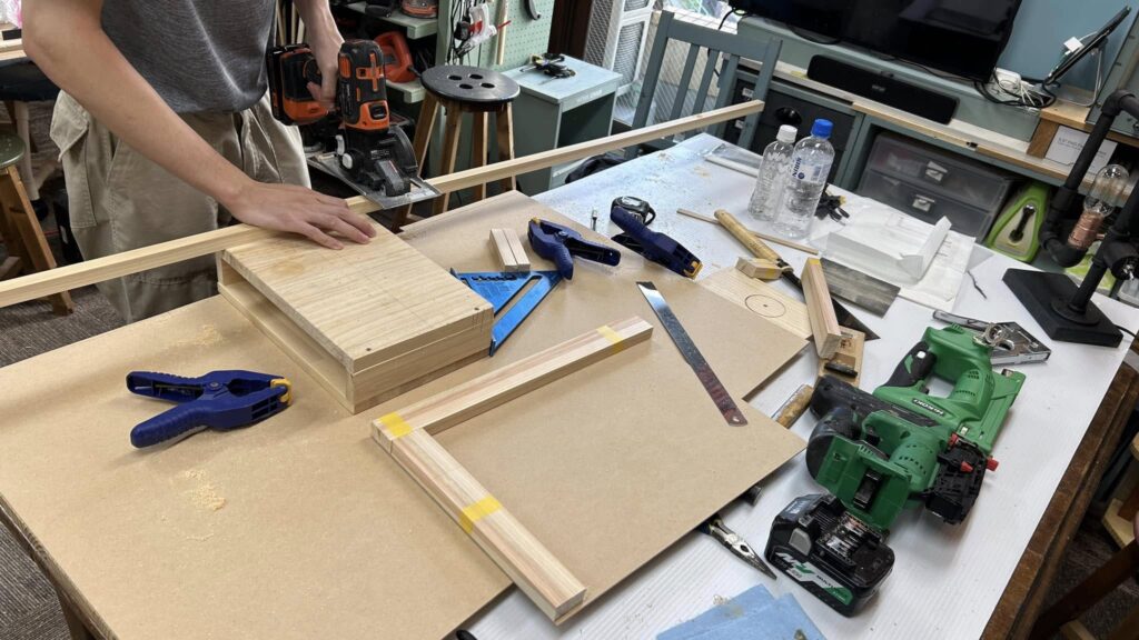 DIYプロダクション工房の週末、金曜、土曜、日曜