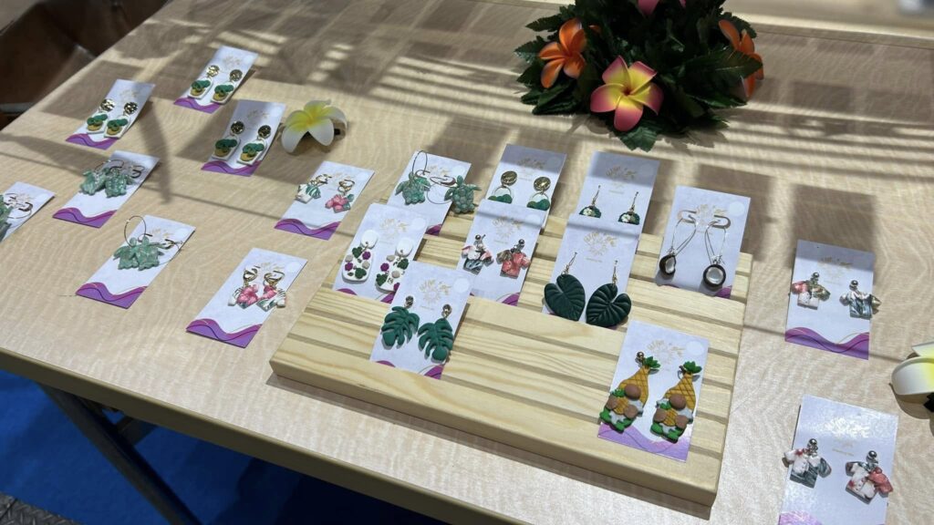 日本ホビーショー準備完了！　とよた真帆さんの展示ブース