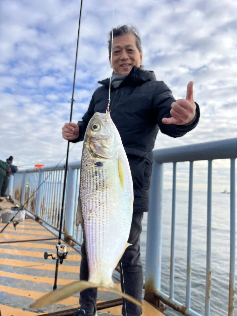 大黒埠頭にカメラマン鈴木さんと釣りに 山田芳照 yamada yoshiteru DIY