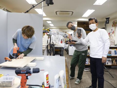 ダボ埋めしたネジを外すために格闘 山田芳照 yamada yoshiteru DIY