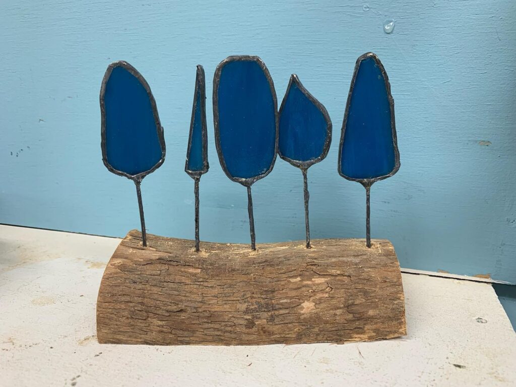 ステンドグラスの森を作りました