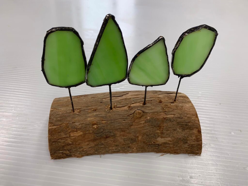 ステンドグラス用のガラスルーターになりました