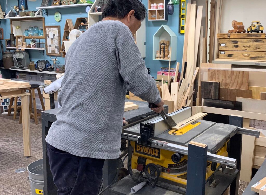 講座用のキット加工中、木材がホントに高い 山田芳照 yamada yoshiteru DIY 