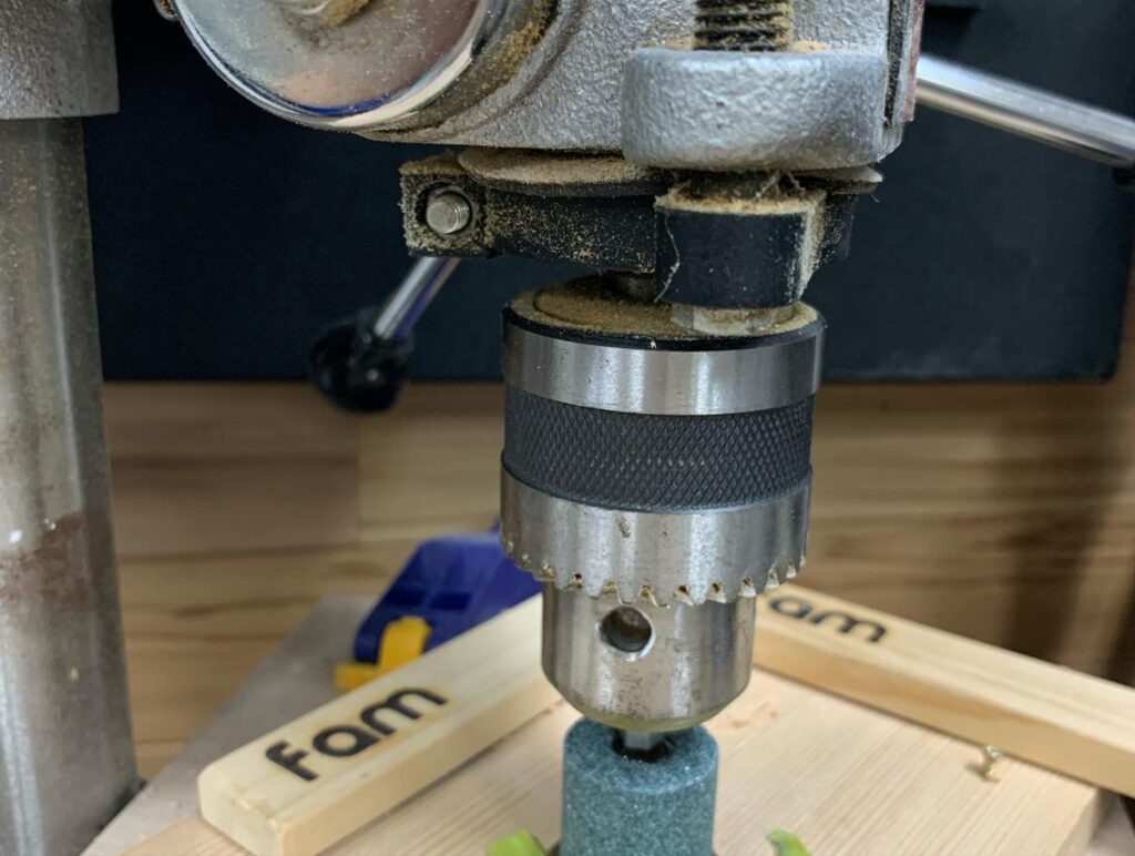 ステンドグラスの森を作りました