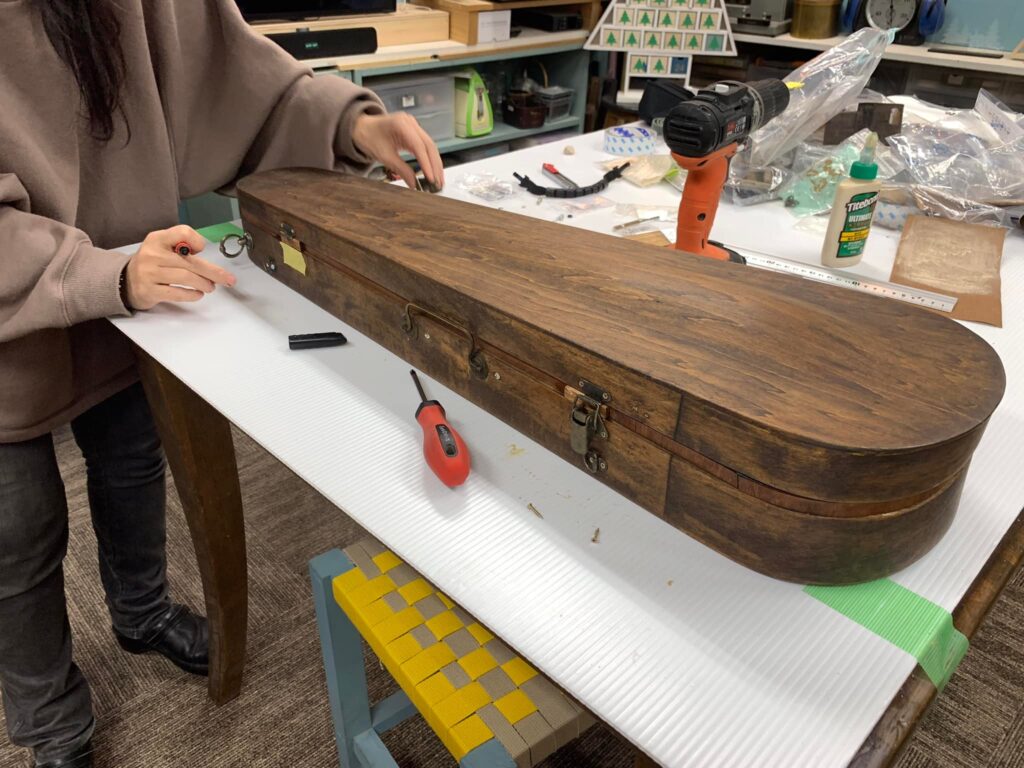 バイオリンケースのリメイク完成です