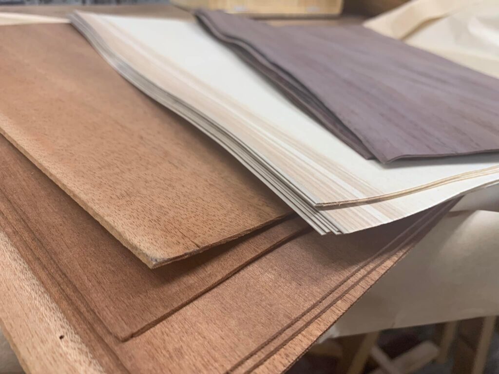 ツキイタは本物なので、樹の味わいは十分表現出来ています