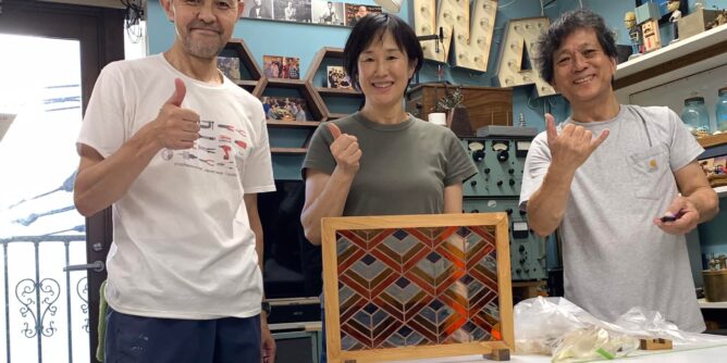 山田芳照 yamada yoshiteru DIY 本日の工房講座はステングラス作家さんです