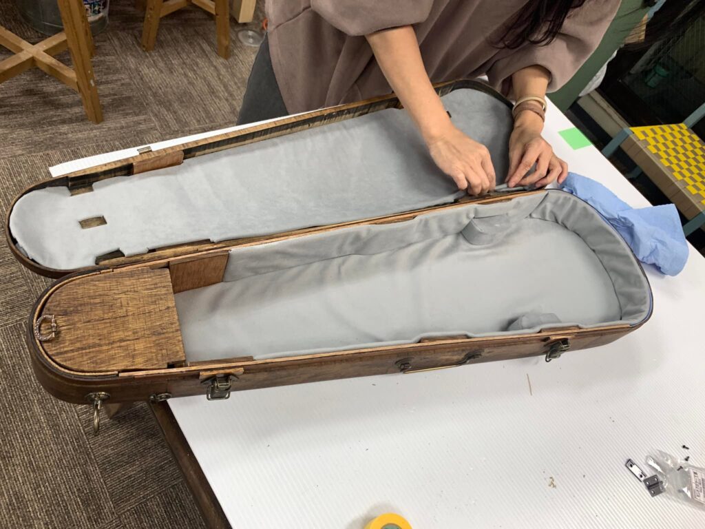 バイオリンケースのリメイク完成です
