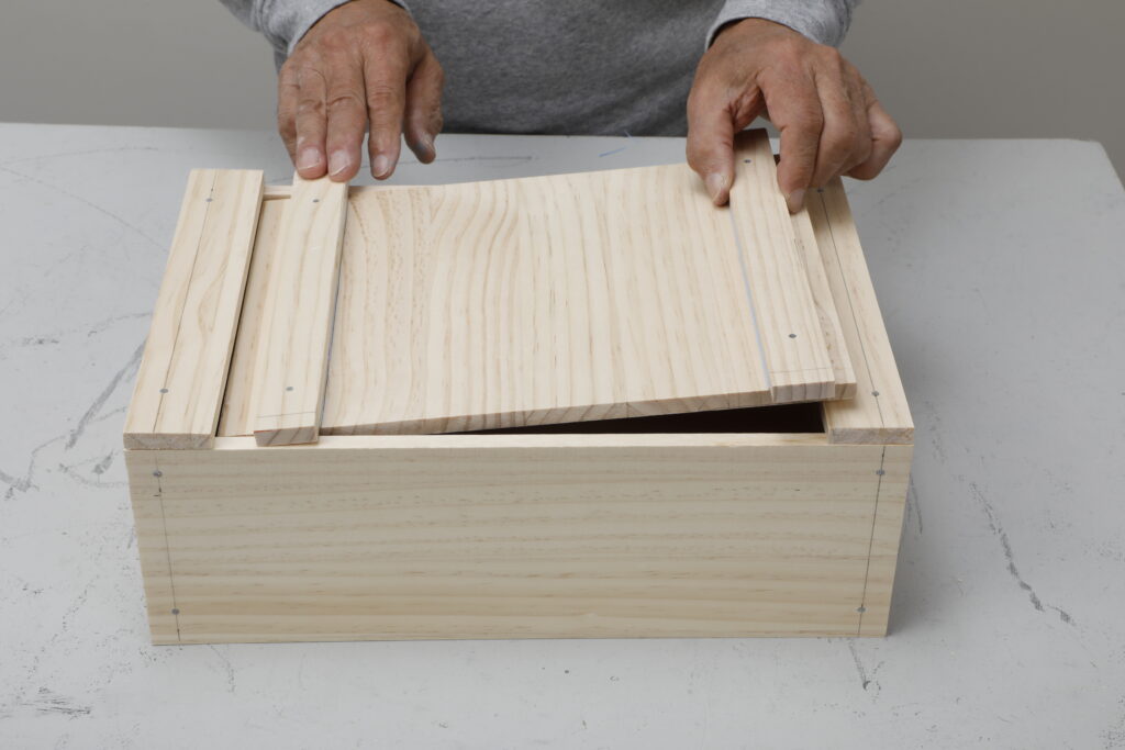 大工さんの道具箱を作る