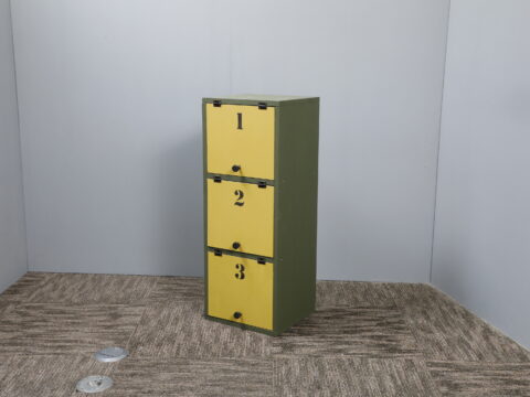 レトロ感ある　シューズボックス
