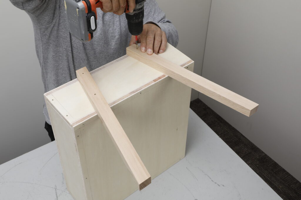 機能的なスタッキングラック
