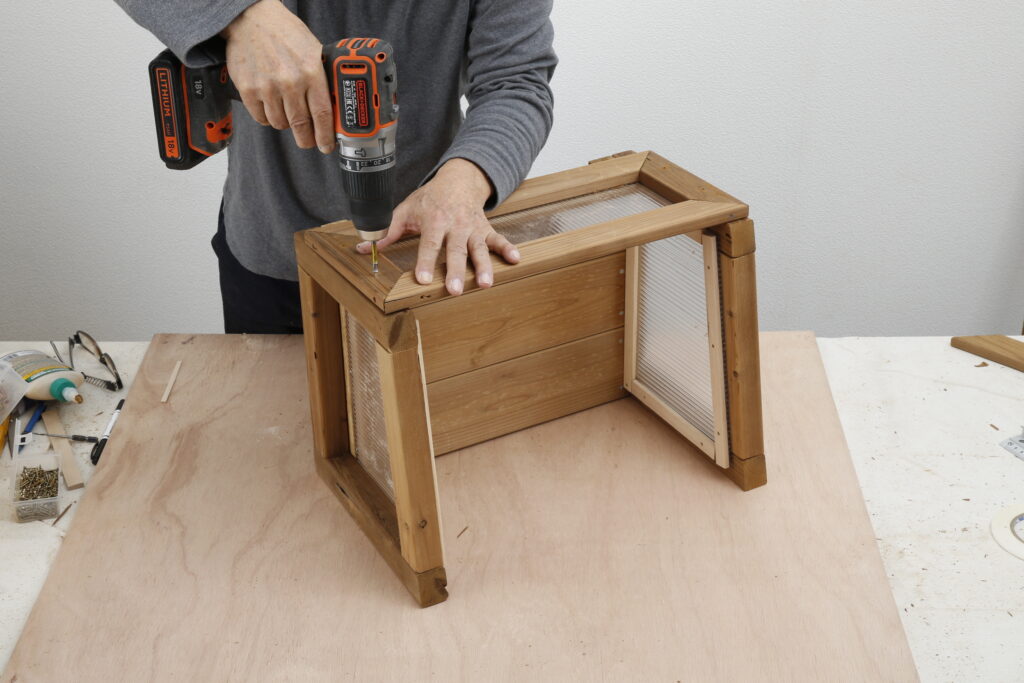 ミニ温室を作る