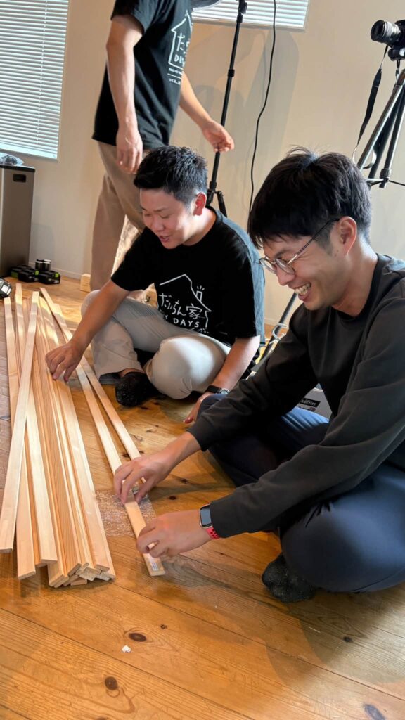 だいちん家の動画撮影｜賃貸の壁掛けテレビと縦ストライプ壁をDIY