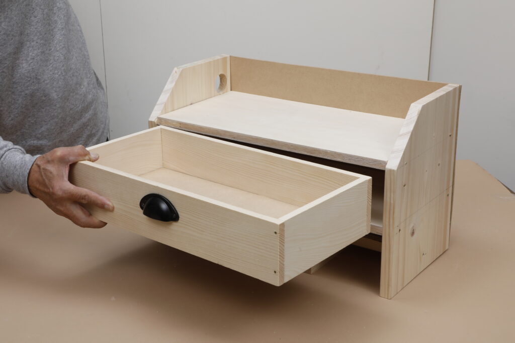 電動工具収納ラックの作り方｜DIYで工具を整理する専用棚