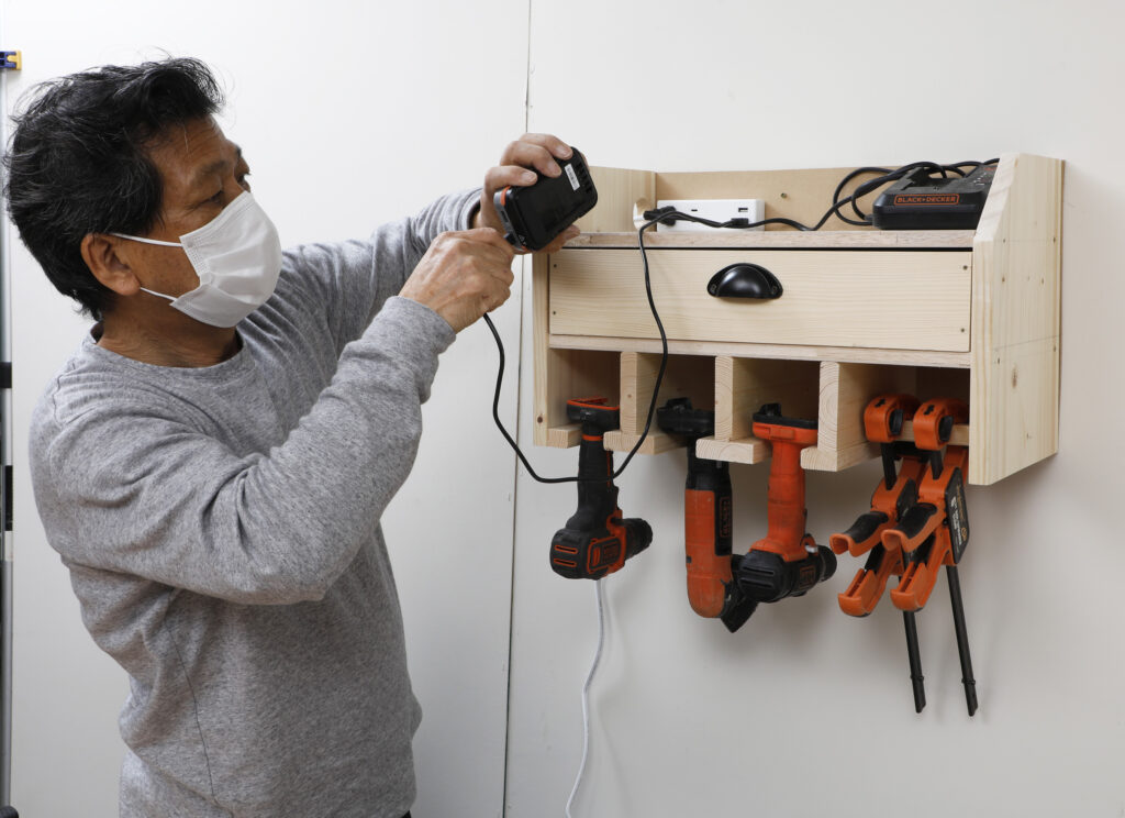 電動工具収納ラックの作り方｜DIYで工具を整理する専用棚